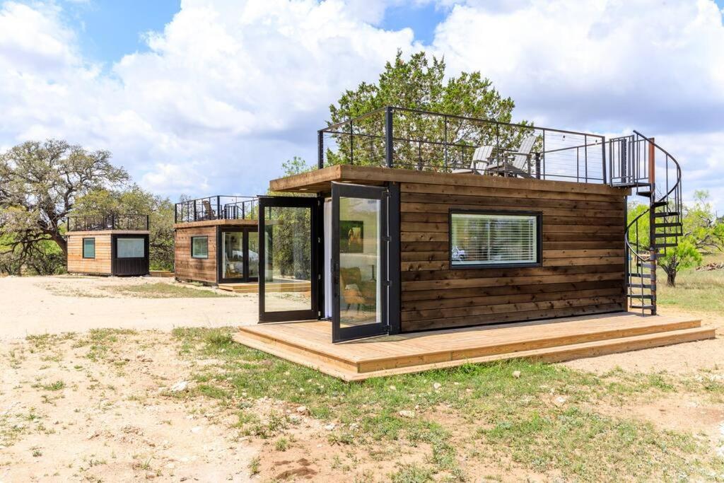 New The Perry Cozy Container Home Fredericksburg Zewnętrze zdjęcie